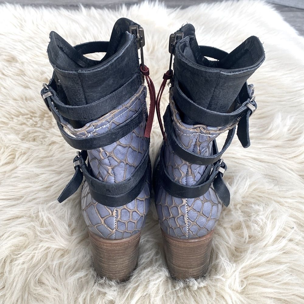 Freebird Baker Boots Crocodile pattern Embossed Leather Buckles sz 10 New - Picture 12 of 16